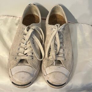 Converse Gray Canvas Sneakers with Classic Low-Top Design